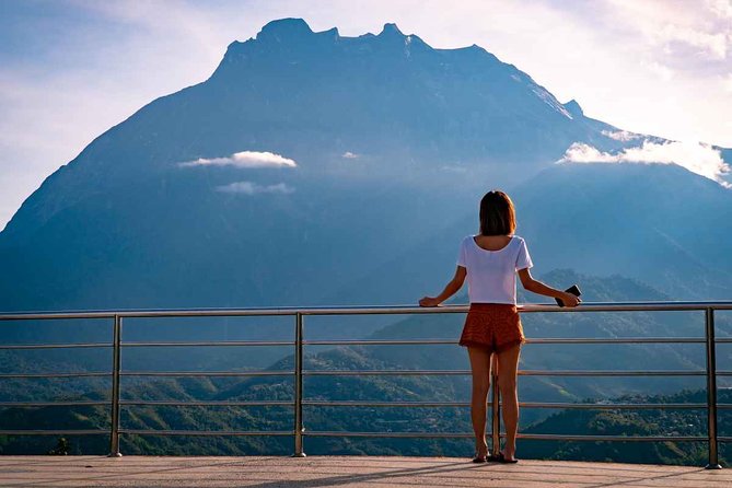 Kinabalu Park With Rumah Terbalik & Desa Cow Farm - The Nabalu Handicraft Market Break on the Drive to Kinabalu Park