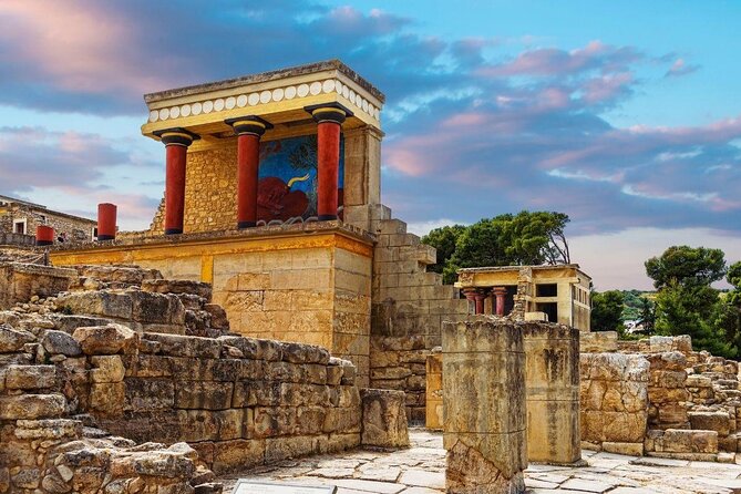 Knossos, Lasithi, Zeus Cave & Olive Mill Farm Combo Tour - Knossos with a guide: seeing Europe’s oldest city the smart way