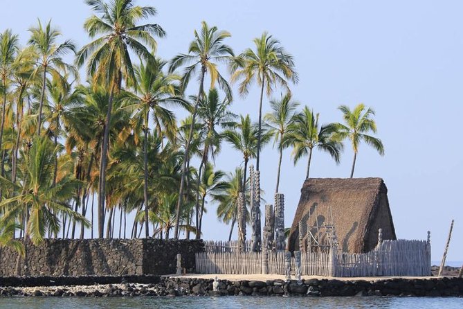 Kona Tour: Bee Farm, Kona Coffee, and National Historical Parks - Kealakekua Bay: A Short Stop With Captain Cook Context