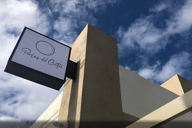 La Paz: Pearl Farm Experience and shop - Meeting Ivan and getting answers in English