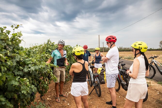 Lecce to Gallipoli E-Bike Tour with Swim, Farm Tasting +Taxi back - Santa Maria al Bagno: a sheltered bay swim break on the Ionian coast