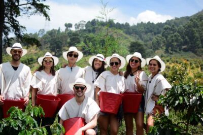 Medellín Coffee Farm Tour with Trolley and Cable Car Ride - Walking Barrio La Sierra: the neighborhood story behind the coffee