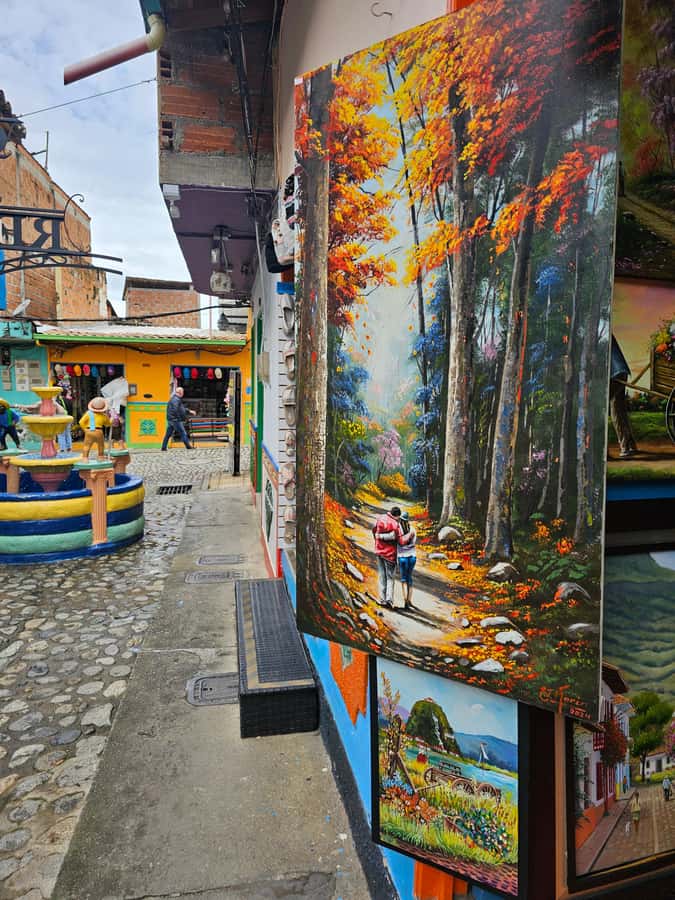 Medellin: Guatape, El Peñol Coffee Farm Private Tour & Fruit - Should you book this Medellín to Guatapé coffee and fruit tour?