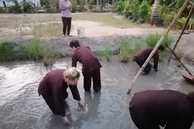 Mekong Delta Nature Cano-Kayak-Cycling & Fishing Private Day Trip - Spring rolls and bánh xèo: lunch that teaches while you eat