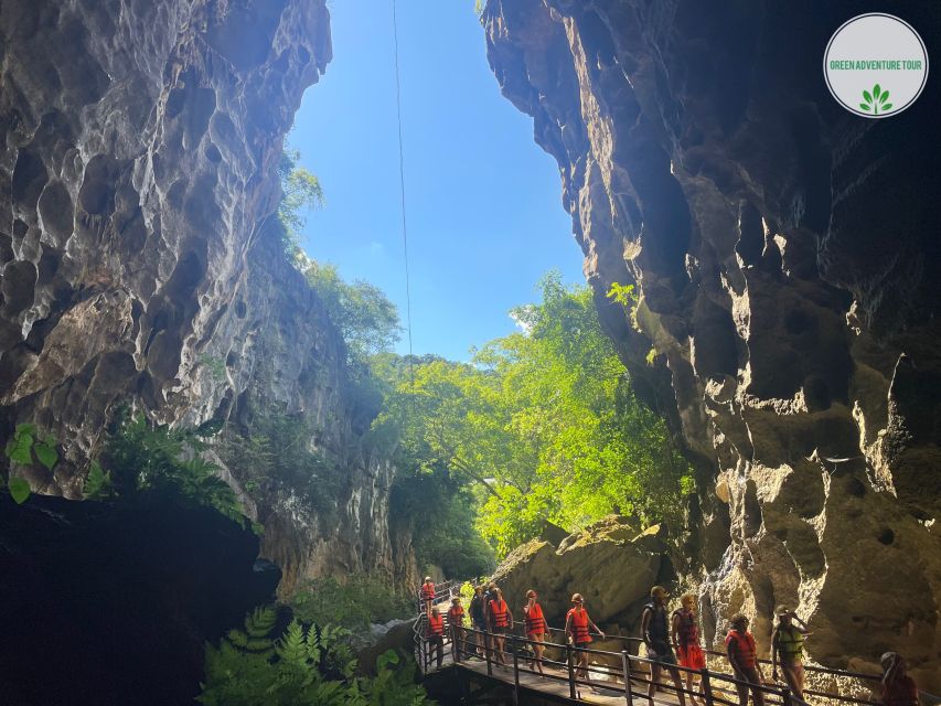 National Park- Paradise Cave & Dark Cave or Duck Farm - Green Adventure with an English guide: how the language support helps