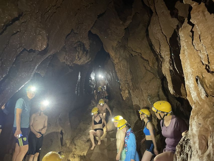 National Park- Paradise Cave & Dark Cave or Duck Farm - Mud bath: the comfort reset after you’ve gone messy