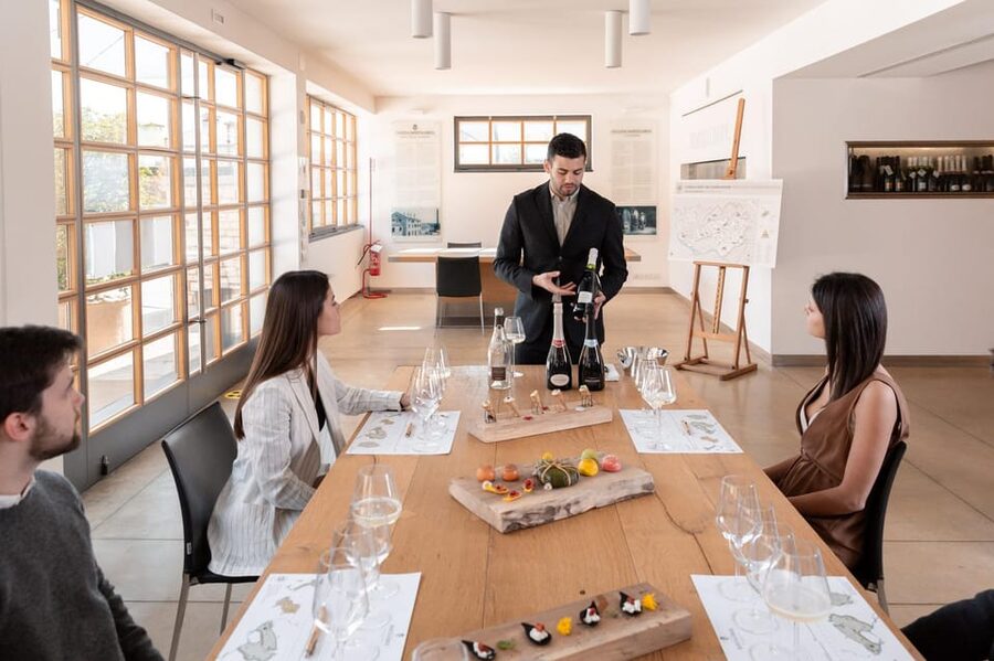 PARCO DELLA FILANDETTA WINE & ART FARM : ART&NATURE TOUR - Practical tips so the tour goes smoothly