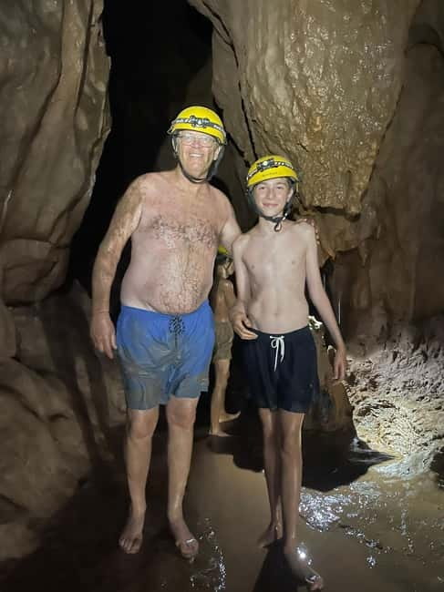 Phong Nha - Paradise Cave & Dark Cave - Duck Farm - Lunch after Paradise: your reset before Dark Cave’s mud-and-river loop