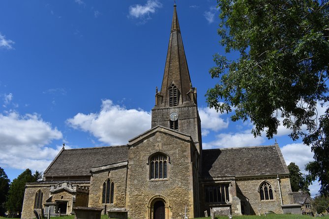 Private Downton Abbey Tour, including Bampton, Cogges Farm, and Highclere - Quick practical tips so your day stays smooth