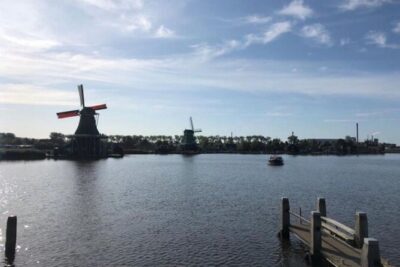 Private Sightseeing Tour to Windmills Cheese Farm and Volendam - Hotel pickup and the one rule that keeps things stress-free