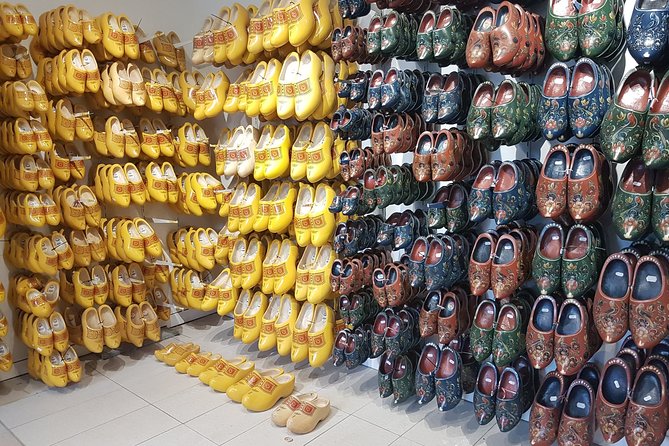 Private Tour of Simonehoeve Cheese Farm and Clog Factory - The gift clog: what personalized souvenirs are really worth