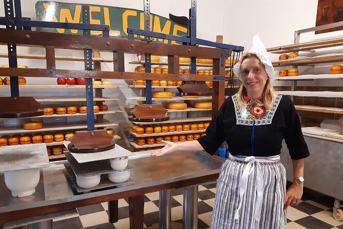 Private Tour of Simonehoeve Cheese Farm and Clog Factory - Getting there from Amsterdam: plan for transport on your own