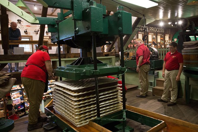 Private Tour with Owner of the Fly Creek Cider Mill & Orchard - Water-power history: why this lesson sticks in your head