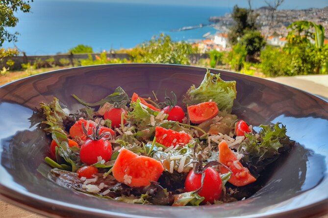 "Re-Canto" Farm-to-Table with Stunning Views at Madeira - The evening’s flavor arc: from welcome to digestif