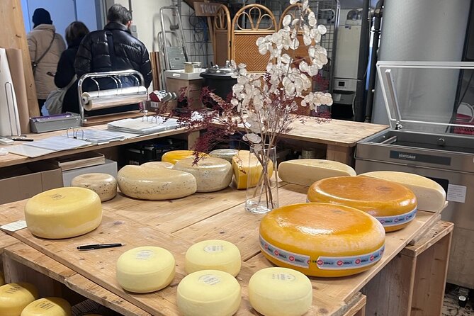 Rotterdam- Kinderdijk -Cheese Farm Experience min 4 max 100 PP - Your guide experience: local handling makes the difference