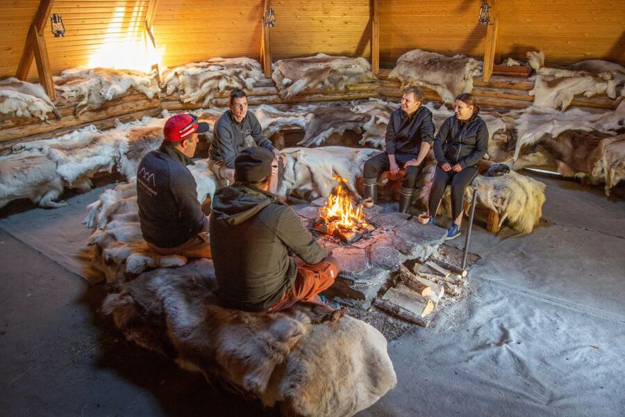 Rovaniemi: Authentic Reindeer Farm & Canoeing - Clothing and Comfort: The Make-or-Break Factor