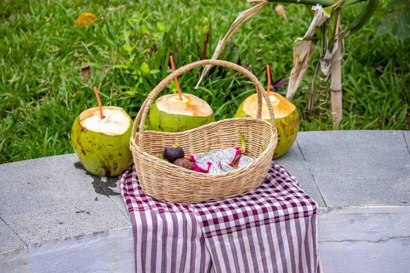 Siem Reap: Khmer Water Blessing by Monk and Lotus Farm Visit - The Snack Stop: Fried Banana and Sweet Potato in Town