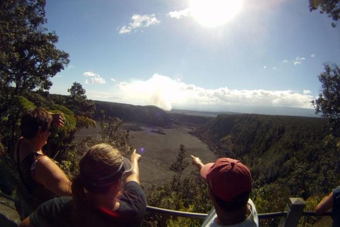 Small-Group Big Island Tour: Hawaii Volcanoes National Park and Kona Coffee Farm - Hawaii Volcanoes National Park: steam vents, Halema‘uma‘u, and the crater edge