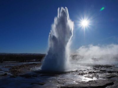 Small Group Golden Circle Tour w/ Kerid & Tomato Farm Visit - Geysir area and Strokkur: Hot springs, bubbling ground, and 30-meter eruptions