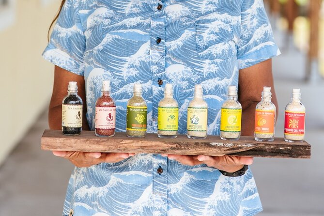 Sunset Kona Salt Farm Tour - The salt tasting: 13 flavored and smoked samples in a real-world way