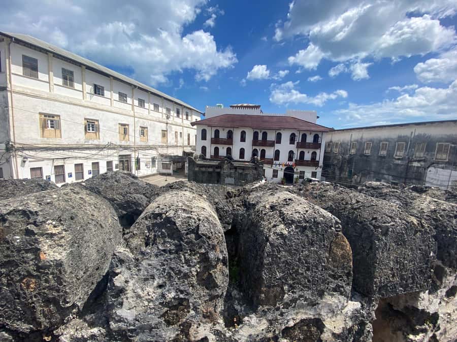 Zanzibar: Spice Farm & Stone Town Tour with Lunch - Stone Town walking tour: Arab architecture + busy markets