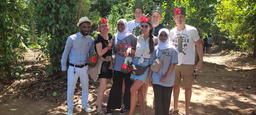 Zanzibar: Spice Farm Tour with Traditional Cooking Lesson - Where the Tour Starts: Stone Town’s Old Fort at 9:00 AM