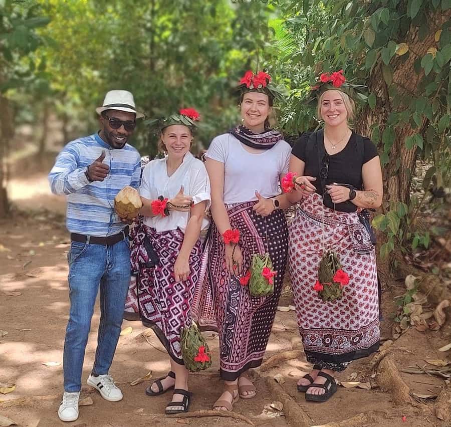 Zanzibar: Spice Farm Tour with Traditional Cooking Lesson - The Cooking Lesson: Cassava Leaves, Coconut Milk, and Local Methods