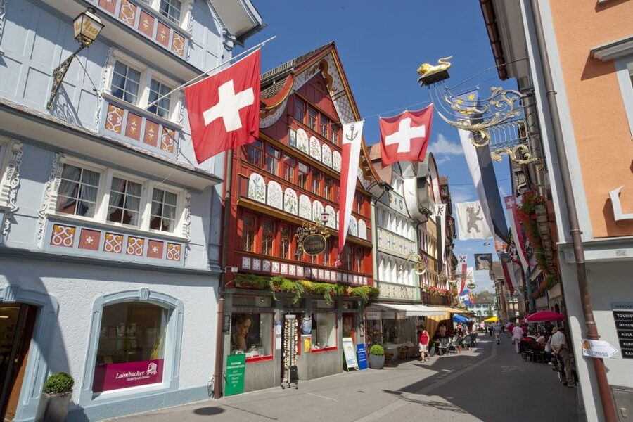 Zurich: Appenzell Day Trip with Farm Visit & Cheese Tasting - Appenzell on Foot: Wooden Houses, Lively Squares, and Free Time
